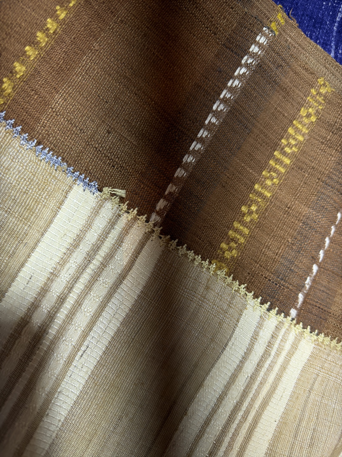 ซิ่นจกขิดไหม ขนาด1x2เมตร สีดำ รหัส R4F-155-1204681