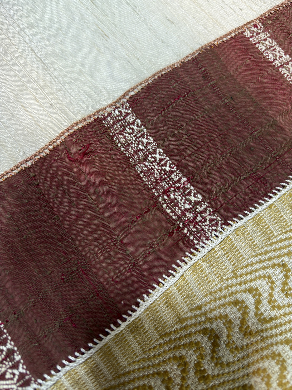 ซิ่นขิดไหม ต่อหัว ต่อเชิง ขนาด1x2เมตร สีเหลืองทองนวล รหัส R4F-155-1246813