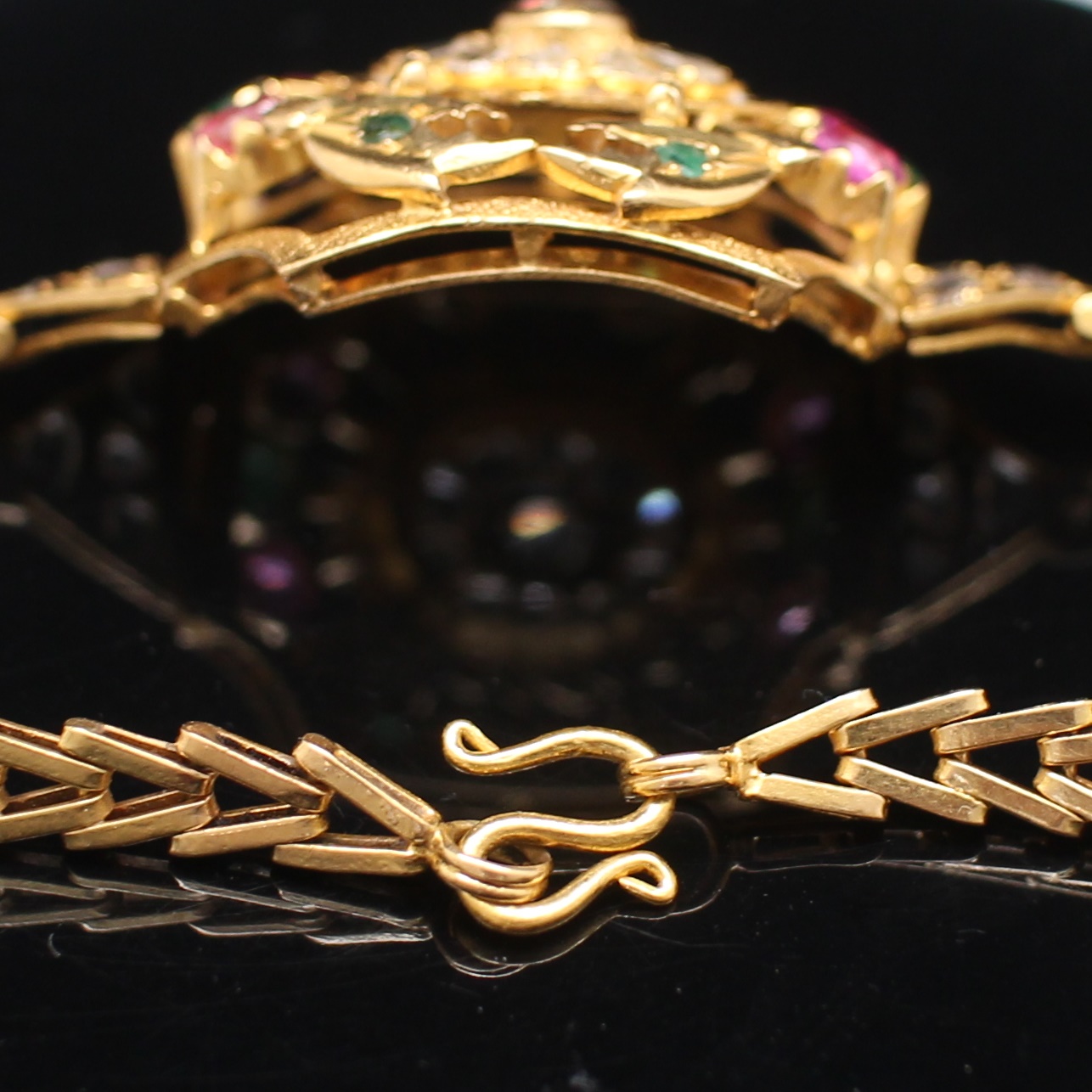 BL25135 สร้อยข้อมือปูพลอยสามสี ทับทิม มรกต เพชรซีก ทองแท้ 90% นน.รวม 18.3 กรัม ยาว 17 ซม.