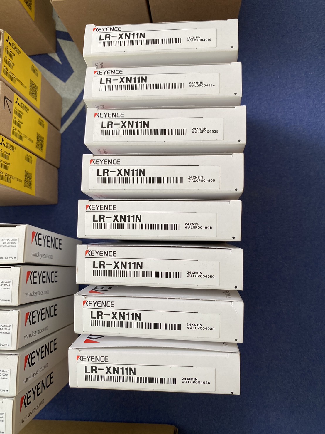 Keyence รุ่น LR-XN11N [ ยูนิตหลัก NPN ] สำเนา
