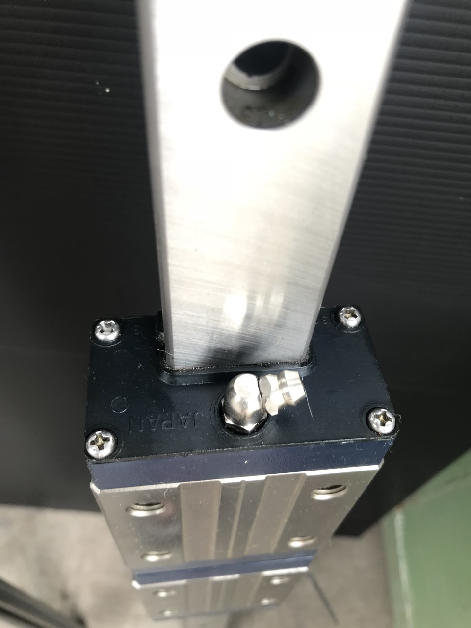 Linear Guide ยี่ห้อ IKO บอล LWES30SL ยาว 120 cm (Used)