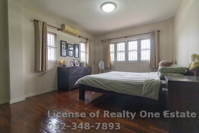 ขายบ้านเดี่ยว ม.โรยัลปาร์ควิลล์ สุวินทวงศ์ พร้อมเฟอร์นิเจอร์ไม้สักแท้ทั้งหลัง ราคาพร้อมโอน