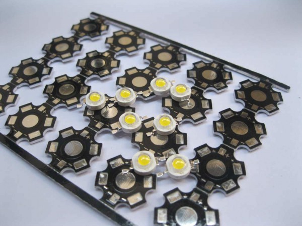 PCB LED 20mm X25ชิ้น