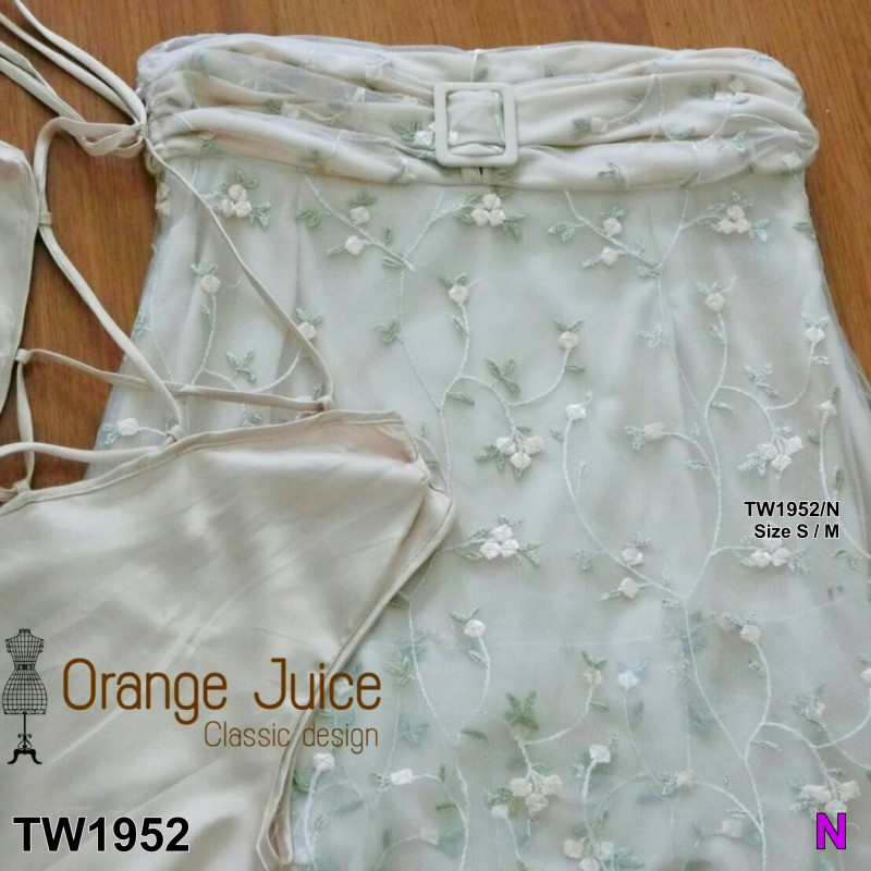 เซต 2 ชิ้น เสื้อซาติน+กระโปรงตาข่ายปักดอก งานป้าย Orange juice TW1952