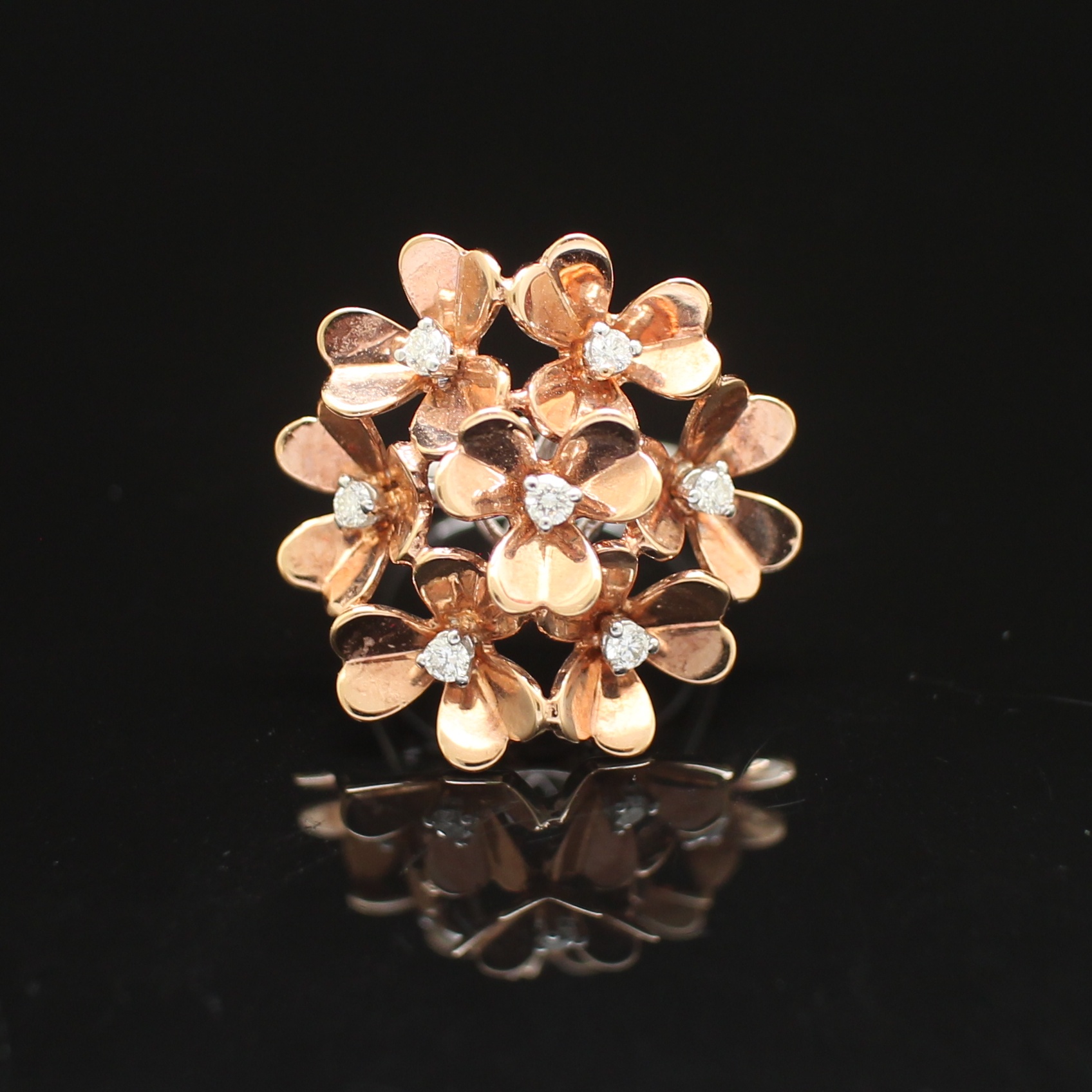 RG250332 แหวนดอกไม้ประดับเพชร เพชรแท้ 0.28 กะรัต ทองแท้ 18k Pinkgold นน.รวม 8.2 กรัม ขนาดแหวน 48