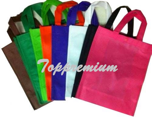 กระเป๋าสปันบอน ถุงผ้าสปันบอน ถุงผ้าแจกราคาถูก กระเป๋าผ้าลดโลกร้อน