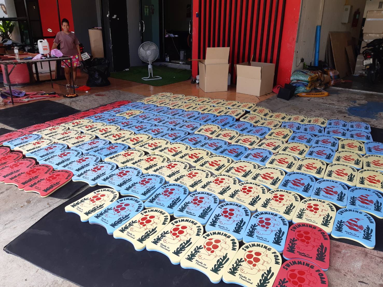 โฟมว่ายน้ำ