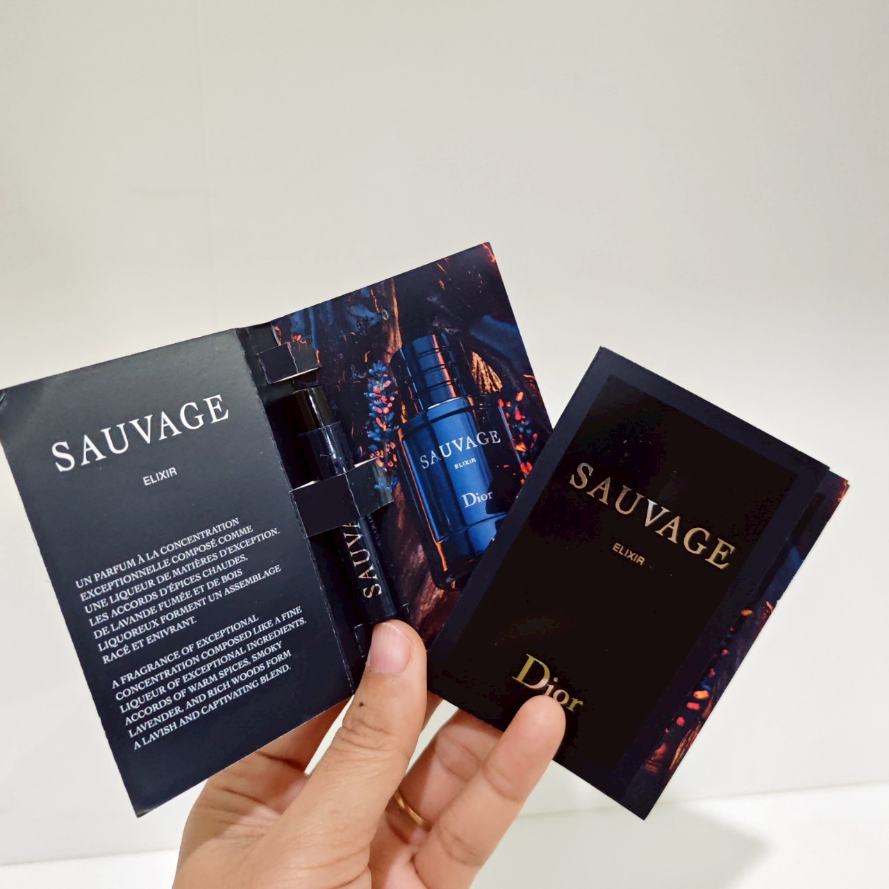 น้ำหอมไวออลหลอดทดลอง Dior Sauvage Elixir Eau de Parfu 1ml Spray Sample Vial แบบหลอดทดลอง น้ำหอมไวออลแบบหลอด