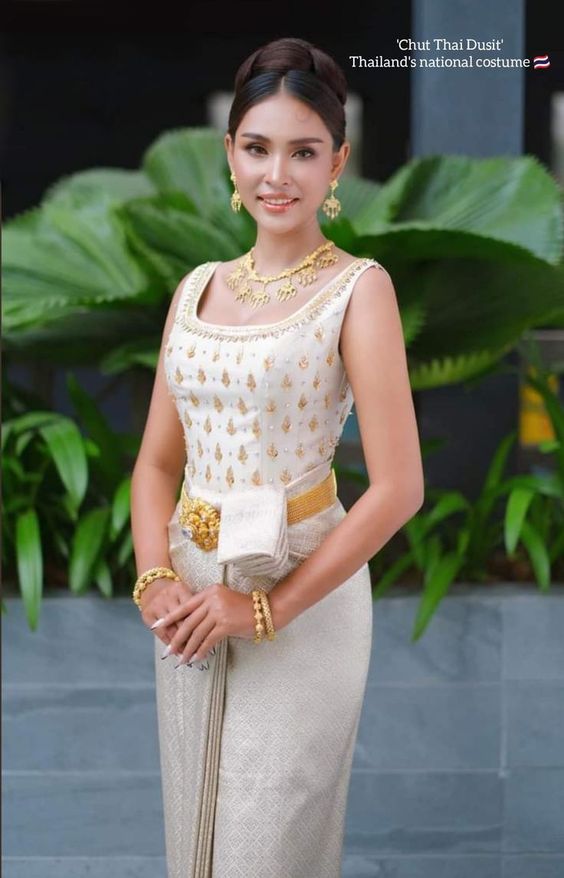 แบบตัดชุด แยกชิ้น เสื้อ+กระโปรง ชุดไทยดุสิต ผ้าไหม (ไม่รวมผ้า)รหัส CUT-ST229654