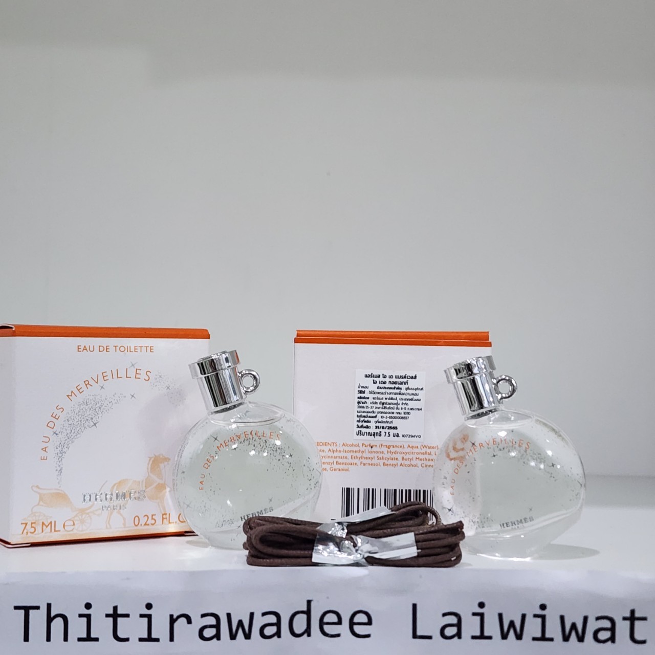 น้ำหอมจิ๋วมินิ Hermes Eau des Merveilles Eau de Toilette 7.5ml แบบแต้มมีกล่อง ( Mini Perfume น้ำหอมขนาดพกพา) น้ำหอมจิ๋วมินิ ขวดน่ารัก ตั้งโชว์ก็สวย พกพาก็สะดวก หัวแต้มตามจุดชีพจร