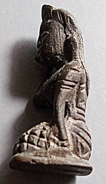 แม่นางกวัก เนื้อสัมฤทธิเก่า ขนาดห้อยบูชา