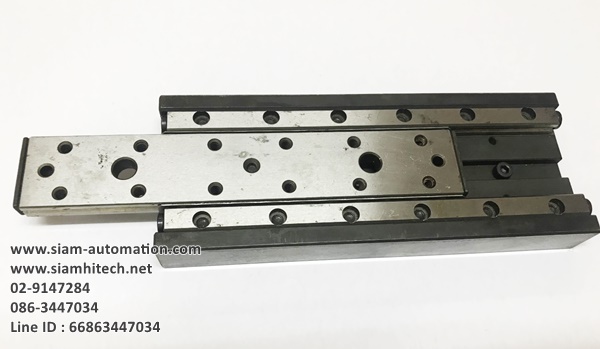 Cross roller table ยี่ห้อ THK