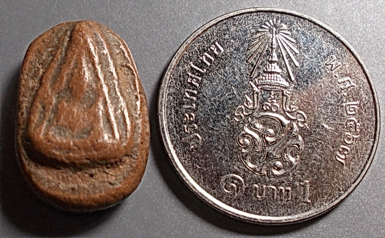 พระพิจิตรบ้านกล้วย เนื้อดิน สุโขทัย