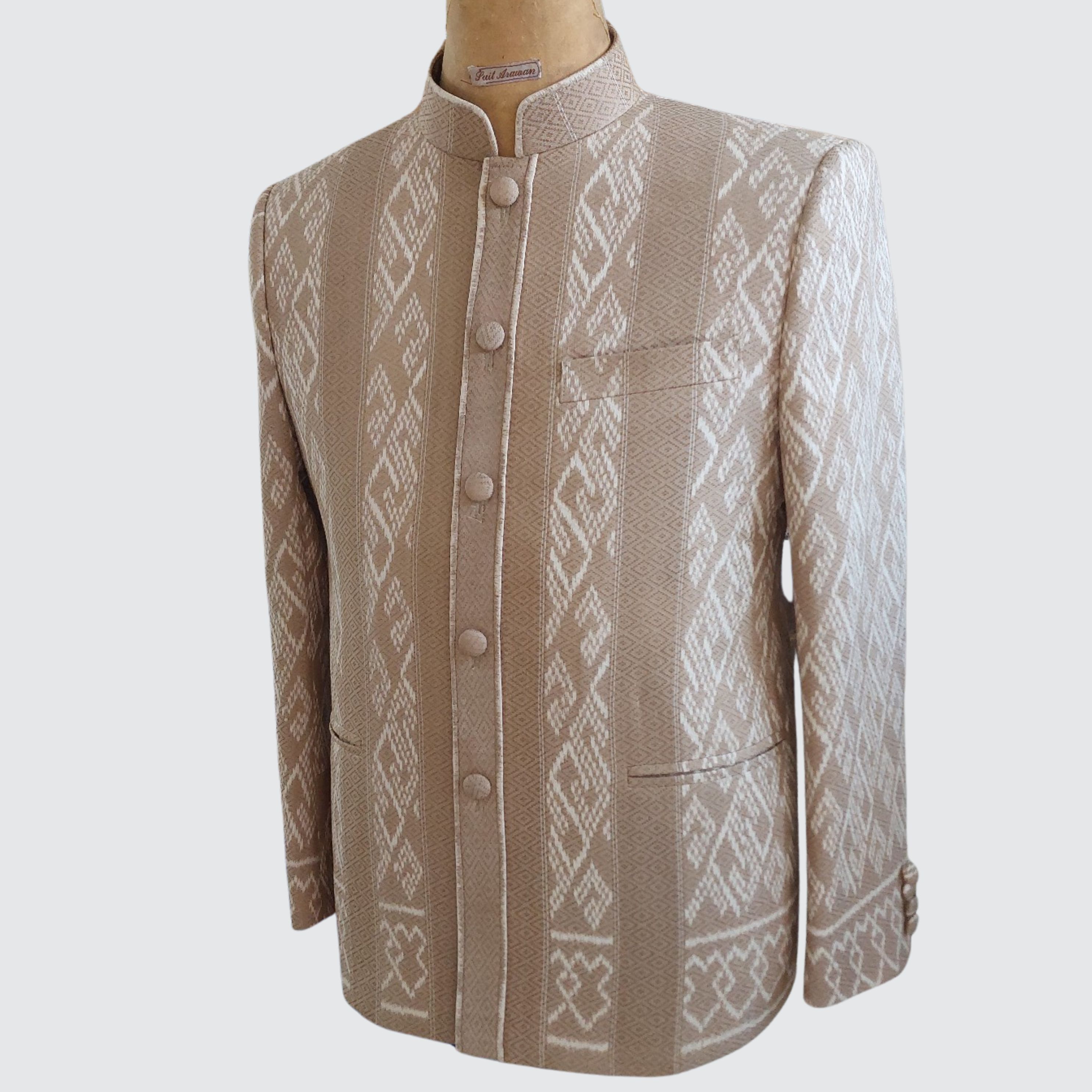 เสื้อสูทพระราชทาน แขนยาว ผ้าไหมมัดหมี่ยกดอก มีปูมวางลายตามแบบ | ตัดเย็บตามรูปร่าง | เลือกผ้า ส่งไซส์ได้