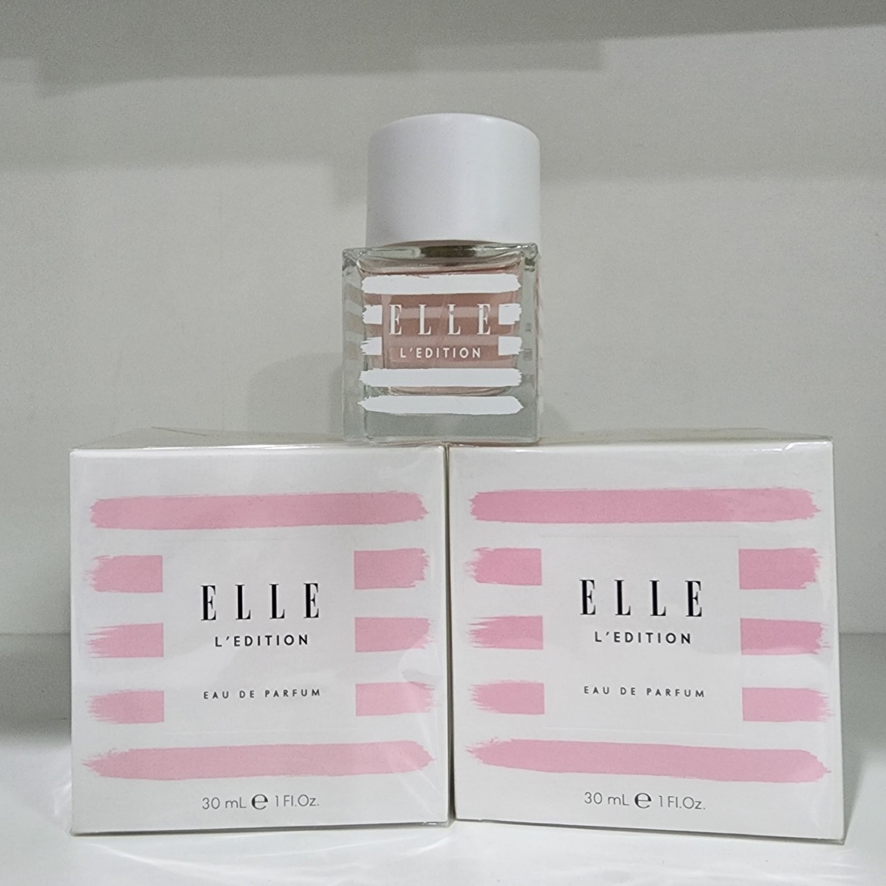 Elle L'Edition Eau De Parfum 30ml กล่องซีลแกะซีลถ่ายรูป