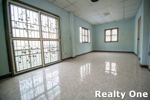 ขาย บ้านเดี่ยว ม.ร่มรื่น การ์เด้น แยกบางปะอิน อยุธยา ใกล้นิคมบางปะอิน