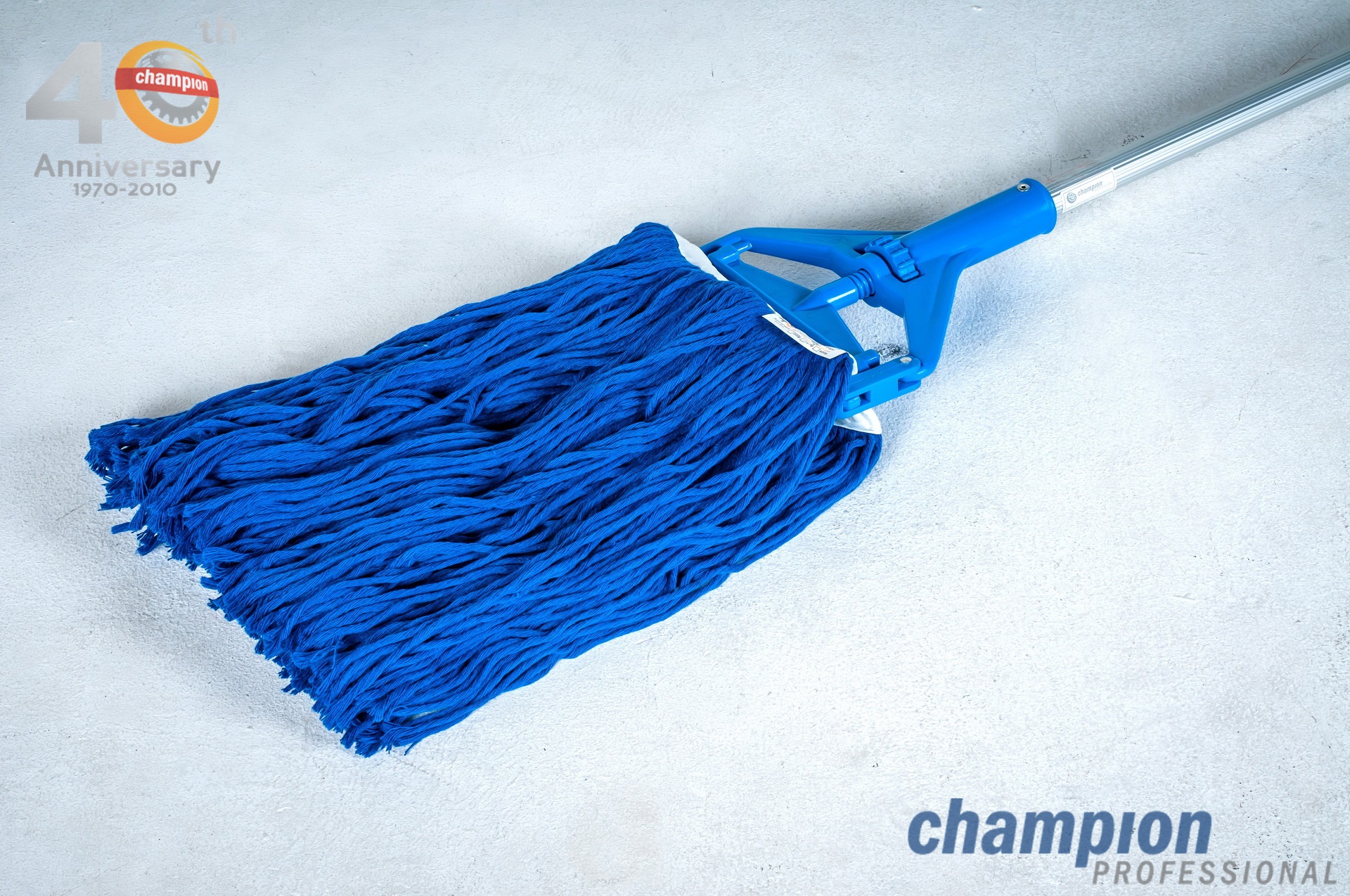 ม็อปถูพื้นหัวพลาสติก 8" CHAMPION