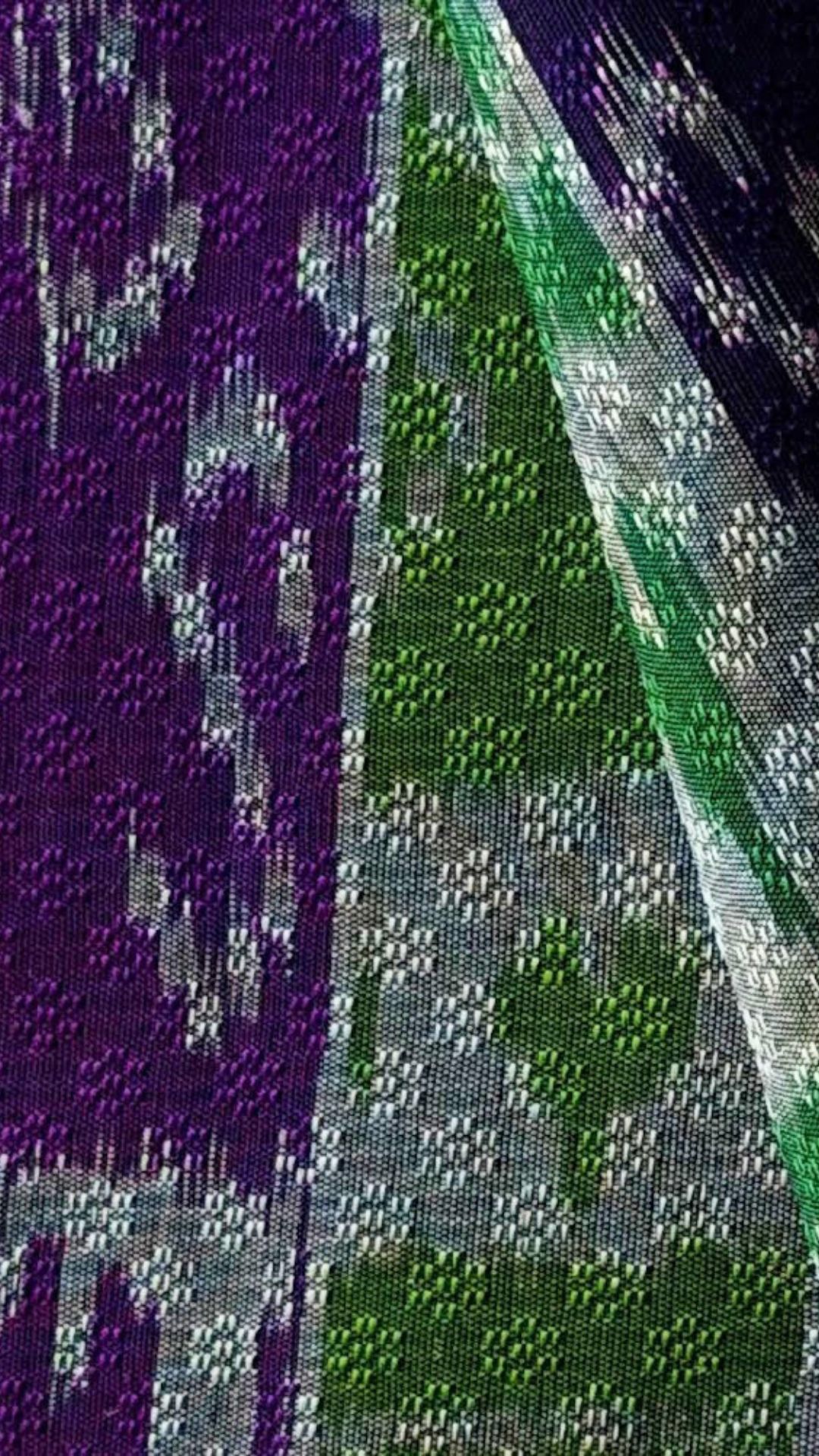 ซิ่น ผ้าไหมมัดหมี่ ทอยกดอก 6ตะกอ ขนาด 1x2 เมตร ลายขอพระราชทานคั่นน้ำไหล สีคละสี รหัส PCS-NY-11226812