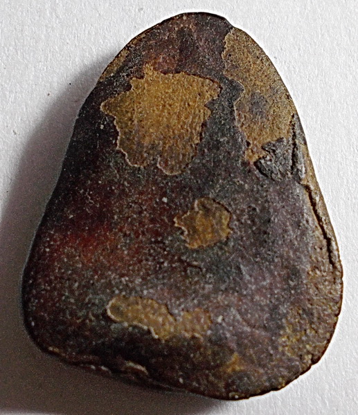 พระกลีบบัวสมาธิแขนหักศอก เนื้อผงจุ่มรัก เก่าไม่ทราบที่