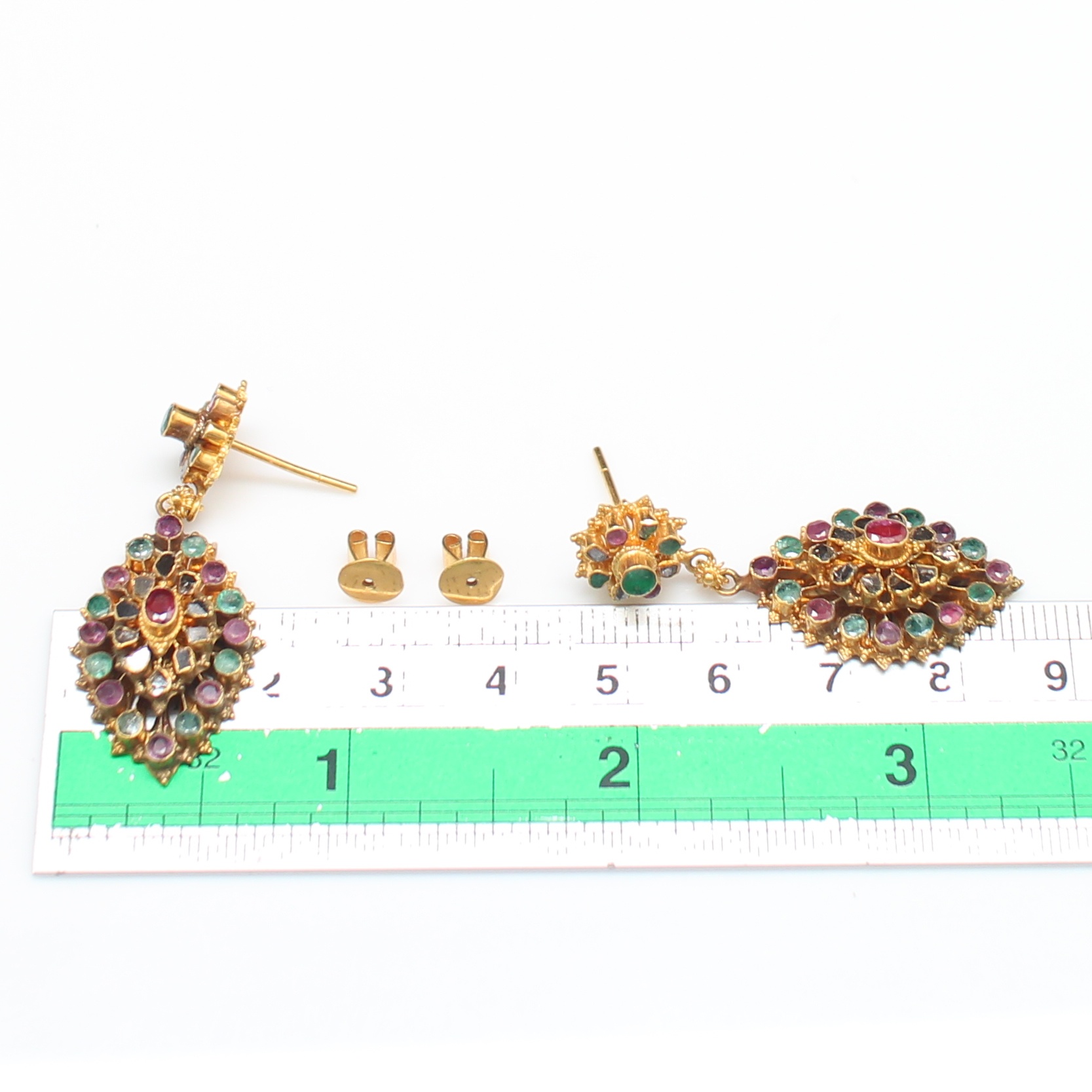 ER25379 ต่างหูสามสีตุ้งติ้ง ทับทิม มรกต เพชรซีก ทองแท้ 90% นน.รวม 10.6 กรัม