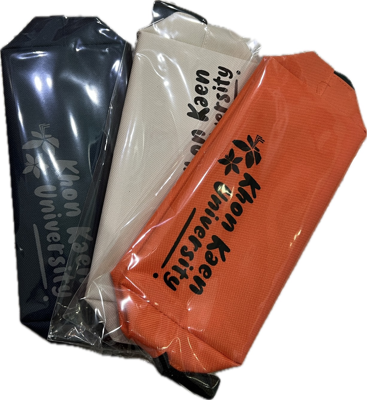 กระเป๋าผ้ากันน้ำทรงกลม มข