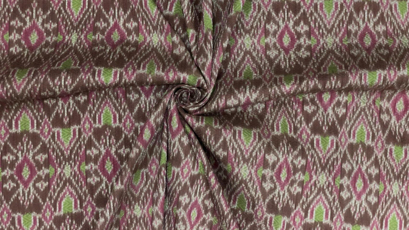 ซิ่น ผ้าไหมมัดหมี่ ทอยกดอก 6ตะกอ สีธรรมชาติ ขนาด1x2เมตร ลายเต่างับ สีน้ำตาล รหัส L1-ME-031768151