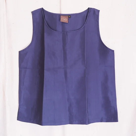 เสื้อแขนกุดไหมแท้ เฉดสีกรมท่า รหัส TOP015