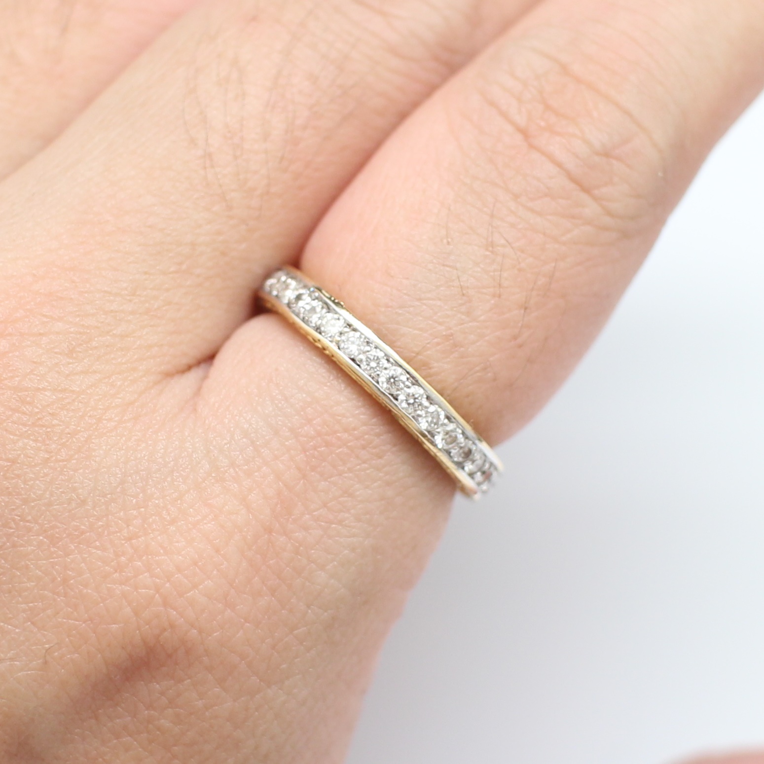 RG250248 แหวนเพชรรอบวง เพชรแท้ 1.05 กะรัต ทองแท้ 18k นน.รวม 3.1 กรัม ขนาดแหวน 56