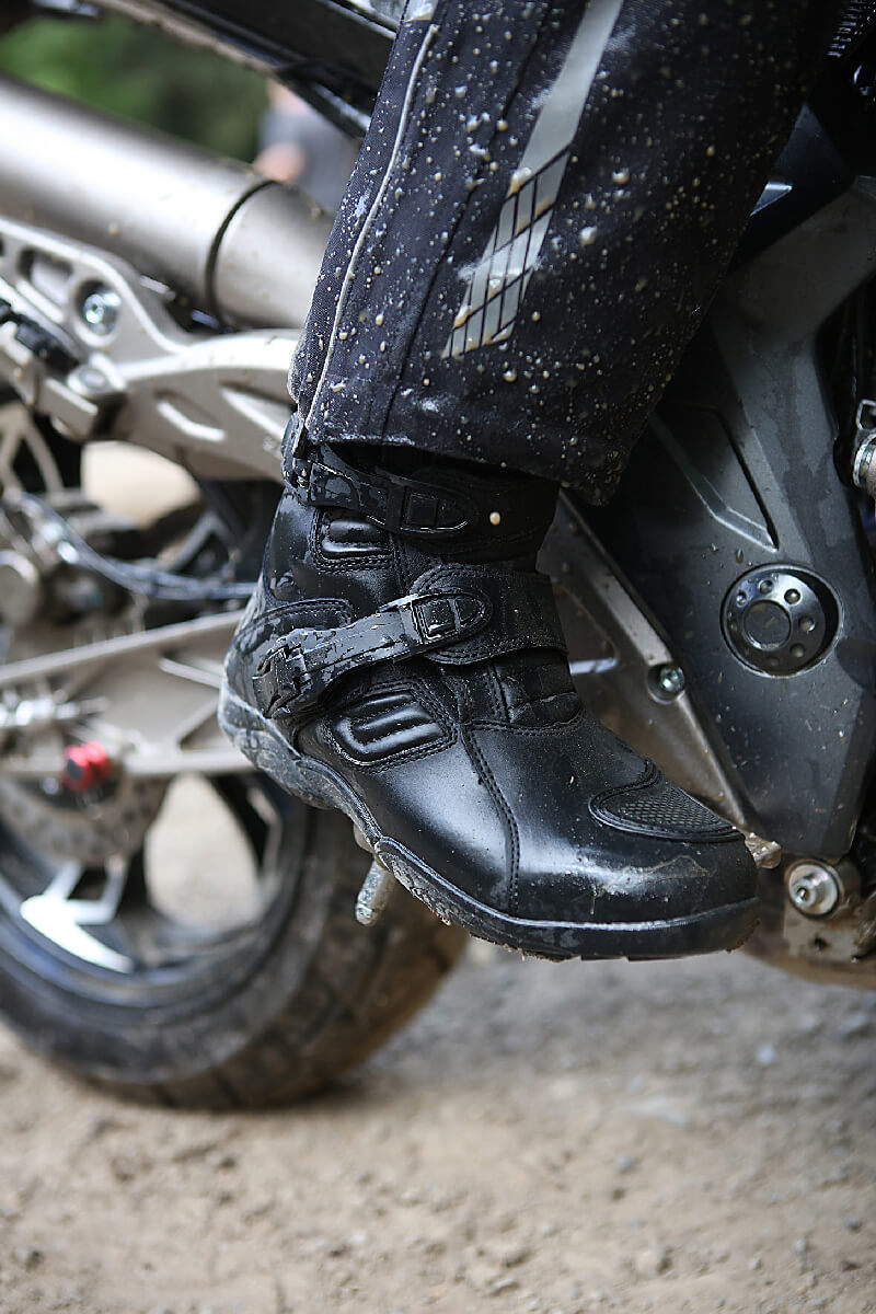 รองเท้าหนังการ์ด ข้อสั้น สำหรับผู้ชาย #Modeka Motorcycle Boots รุ่น Muddy Track Evo