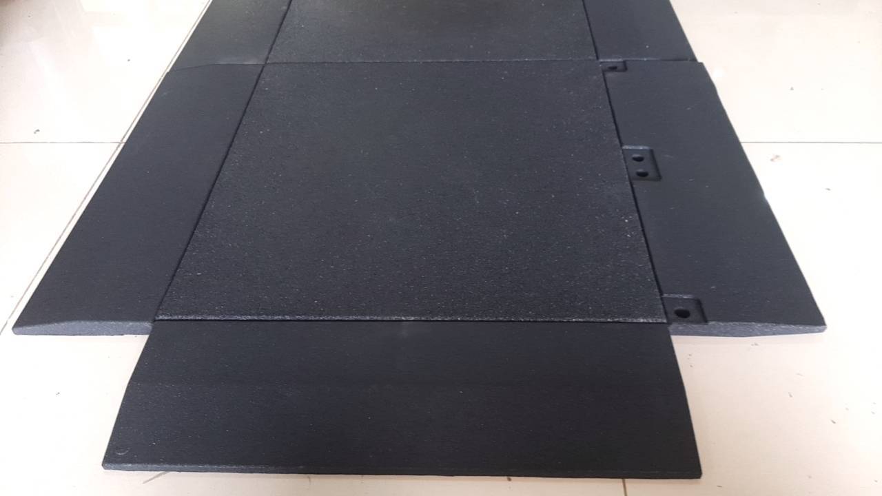 แผ่นยางปูพื้นฟิตเนส ชนิดหนาพิเศษ 4cm