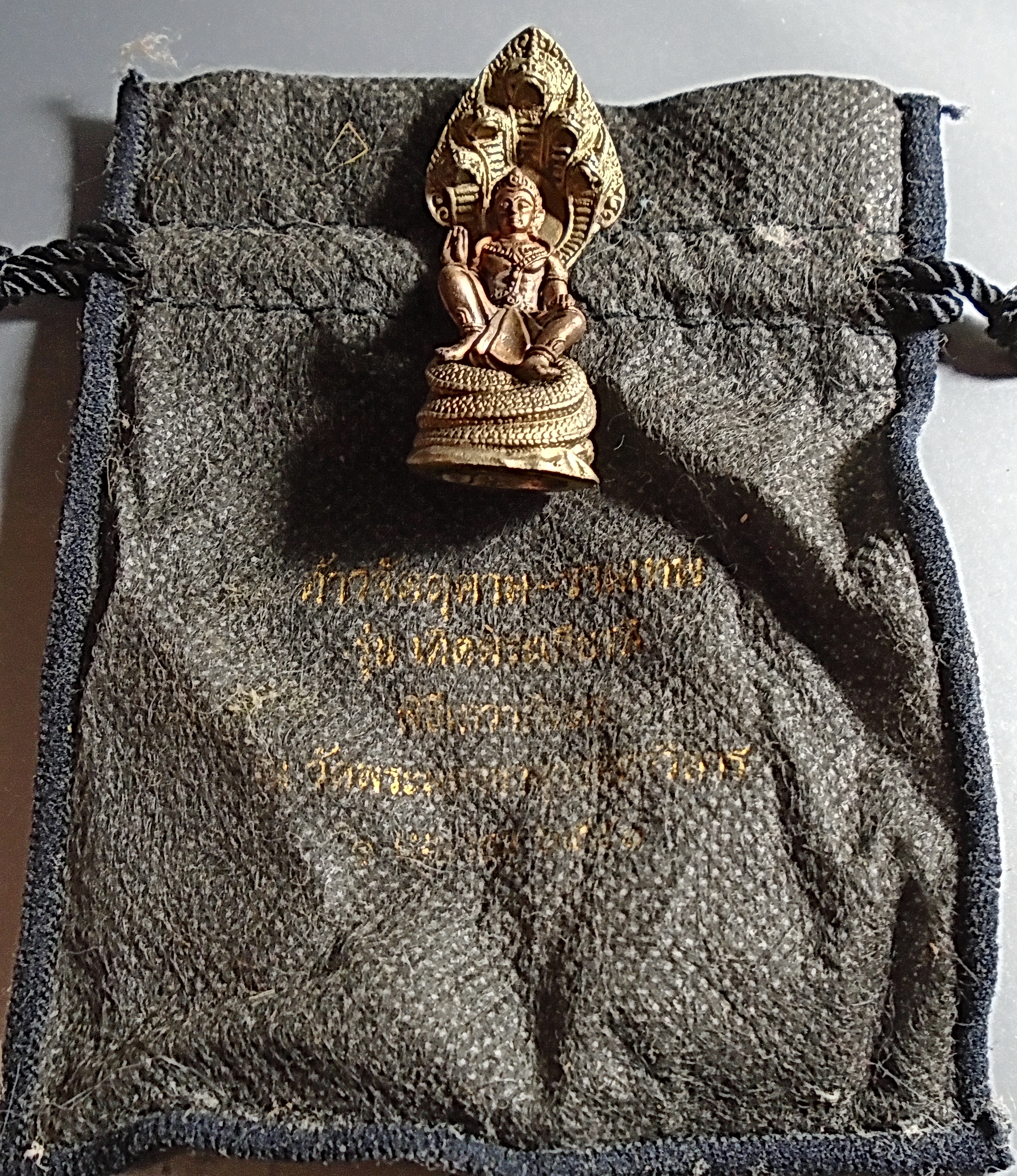 รูปหล่อลอยองค์ จตุคามรามเทพ***รุ่นเทิดพระเกียรติ***พร้อมถุงเดิม (ขายแล้ว)