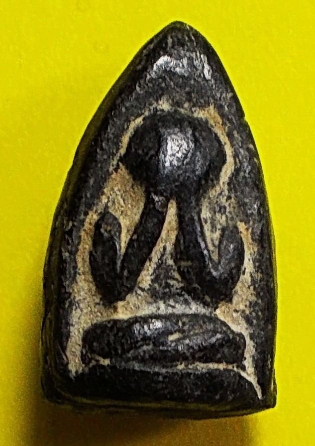 พระปิดตาพิชัย พิมพ์ 2 หน้า อยุธยา