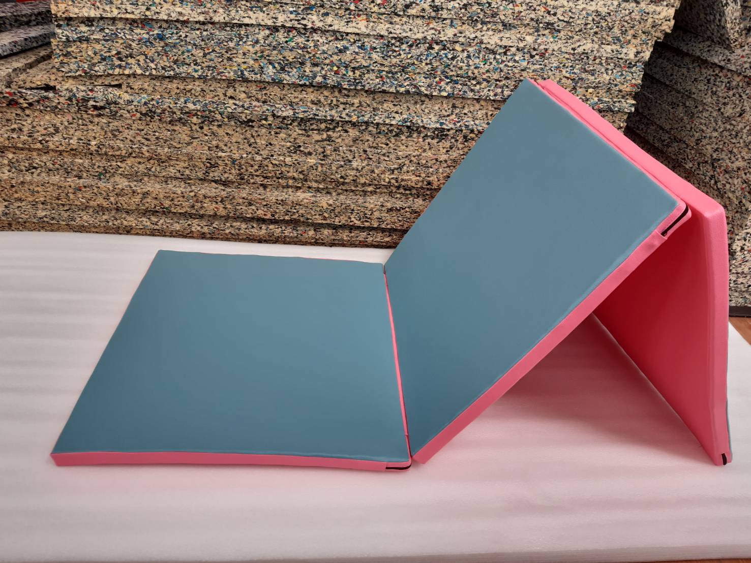 เบาะรองซีทอัพ เล่นโยคะหุ้มหนังพียู วัสดุด้านในเป็นepe foam