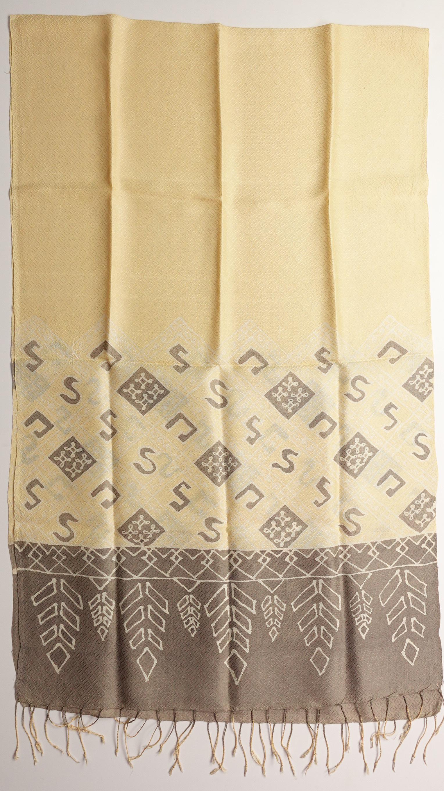 ผ้าคลุมไหล่ไหม ลูกแก้ว บาติก ขนาด 60x200ซม. พิมพ์ลายบาติกเขียนเทียน รหัส ZYE-NY-012368155