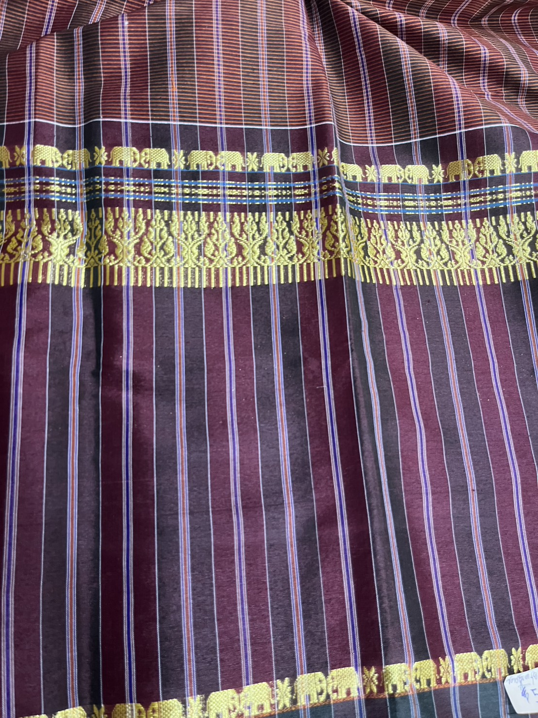 ผ้าขาวม้า ไหมแท้ ยกขิดดิ้นลายช้าง มีชายครุย ขนาด 65X200ซม. รหัส R4E-NY-5