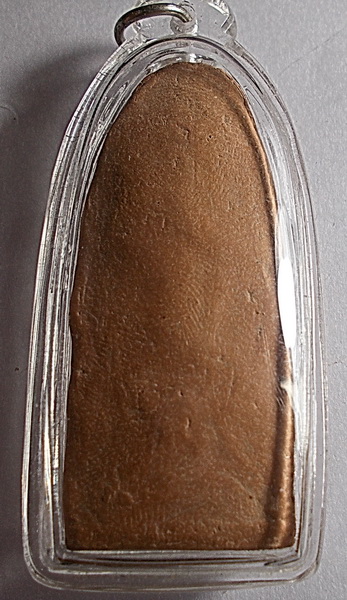 พระเนื้อดินไม่ทราบที่ในเลี่ยมเดิม