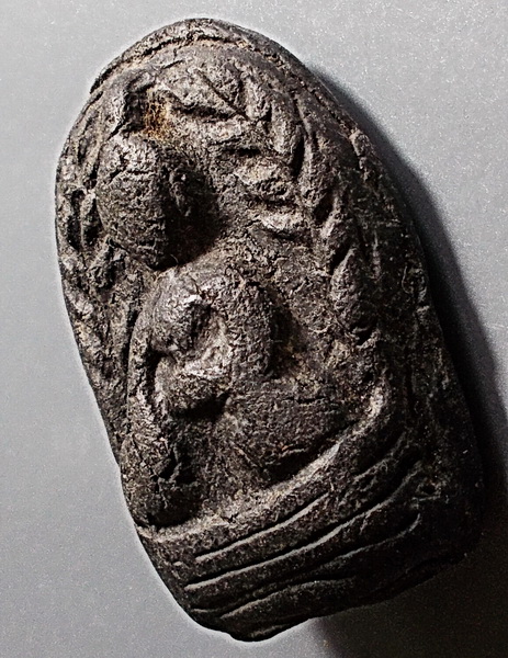 พระรอดมือโต เนื้อดินผสมผงใบลาน ก้นจารย์ ลพ.กวย วัดโฆสิตาราม ชัยนาท