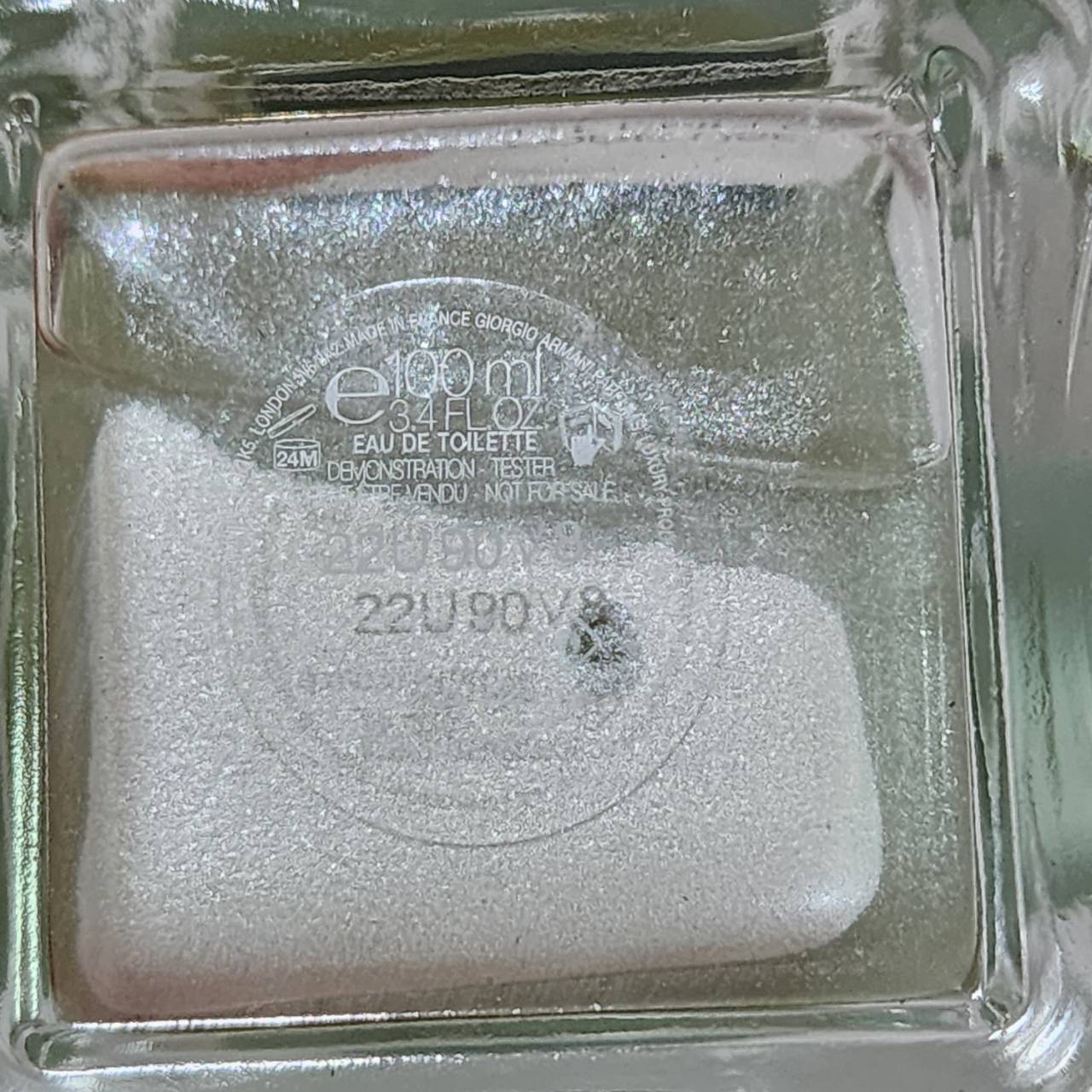 น่้ำหอมแท้ Giorgio Armani Prive The Yulong Soie De Nacre Edt 100ml กล่องเทสเตอร์ กล่องมีจุดเหลือไม่มีผลกับน้ำหอม
