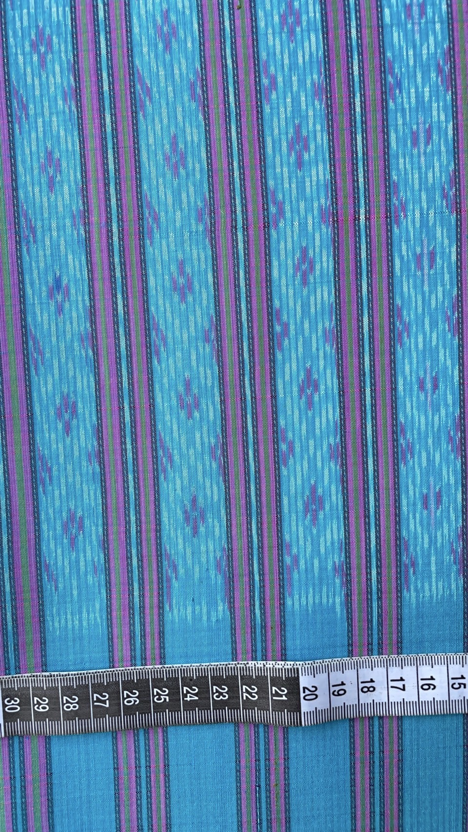 ผ้าไหมมัดหมี่ เนื้อไหมบ้าน ไหมแท้ ลายโฮลคั่นโคมเจ็ด สีฟ้า ตัดขายเป็นเมตร รหัส CISP-NY-SKU-44172