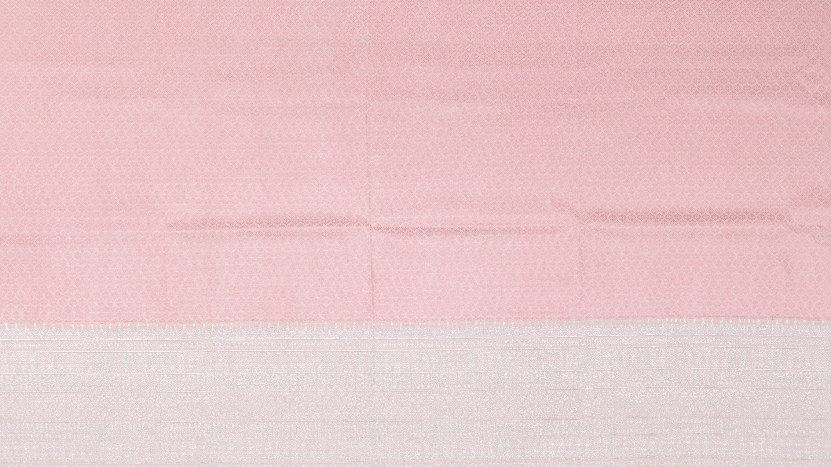 (ผ้าชุด)ไหมยกดอกสุรินทร์ เกาะเชิงดิ้นเงิน ขนาด 1x4เมตร (ลาย 2เมตร+สีพื้น 2เมตร) พื้นสีชมพูพาสเทล รหัส N10-ME-0704671051