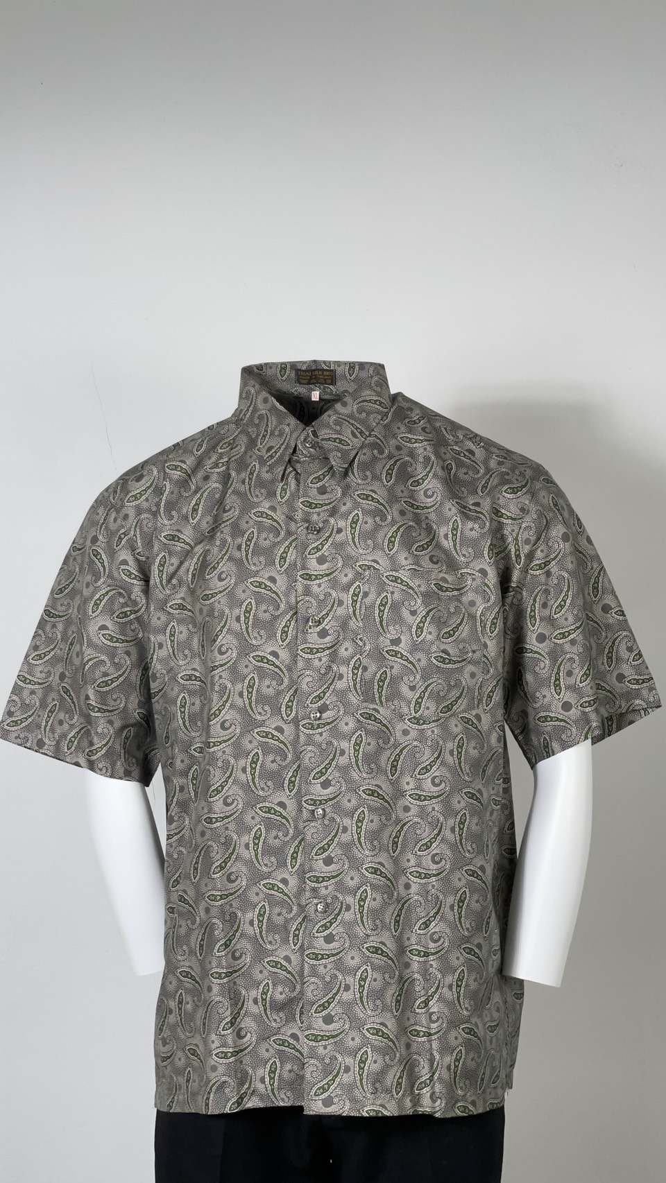 เสื้อเชิ้ต แขนสั้น ผ้าไหมพิมพ์ลาย ไหมแท้ Size XL รหัส DK-AA-1113682