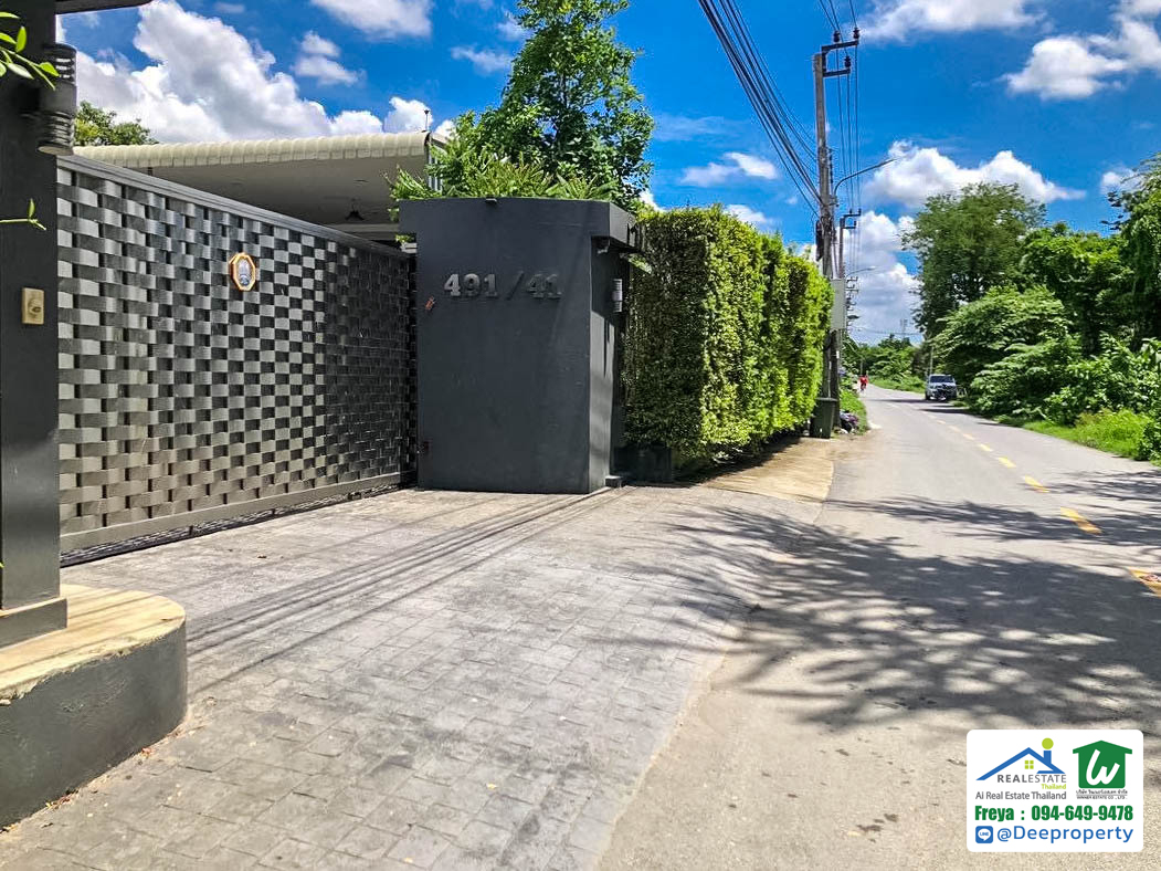 ขายบ้านหลังใหญ่ บนที่ดิน 1 ไร่กลางเมือง พร้อมสระว่ายน้ำ Pool Villa ซอยจรัญ 35 สุดหรู ตกแต่งพร้อมอยู่ 🌳