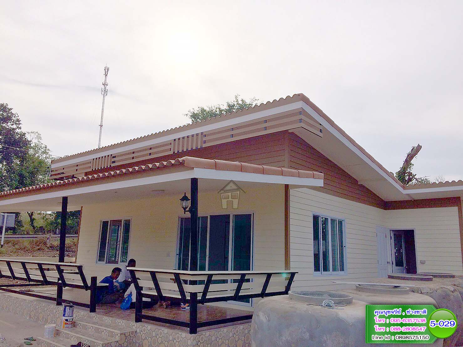 5-029 บ้านกึ่งน็อคดาวน์ คานปูน - บ้านหลังใหญ่ - ทรงโมเดิร์น