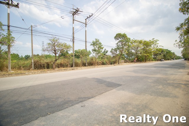 ขาย ที่ดิน ถมแล้ว ม.ธัญธานี ลำลูกกา คลองสี่ ซ.ลำลูกกา 71 ติดถนนคอนกรีต