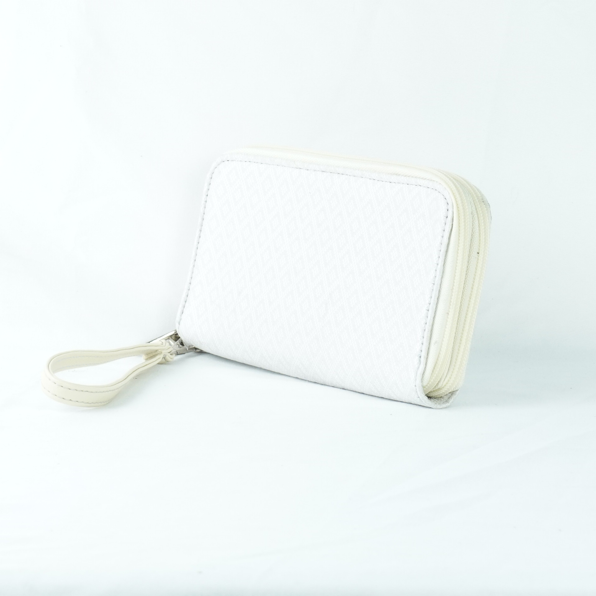 กระเป๋าเงินผ้าไหม ซิปรอบ2ซิป ขนาด 3x11x21ซม.พื้นสีขาว รหัส GM-TT-060568172