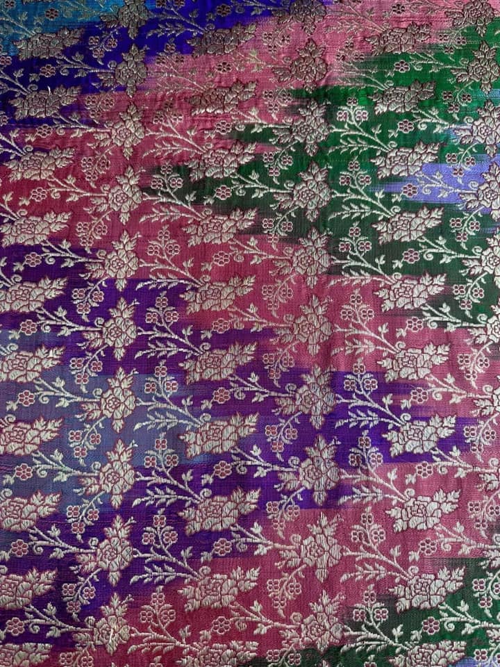 ซิ่น ผ้าปาโตล่า เส้นยืนไหมแท้ ขนาด 110x230ซม สีคละสี รหัส N9-SIL-1118660942