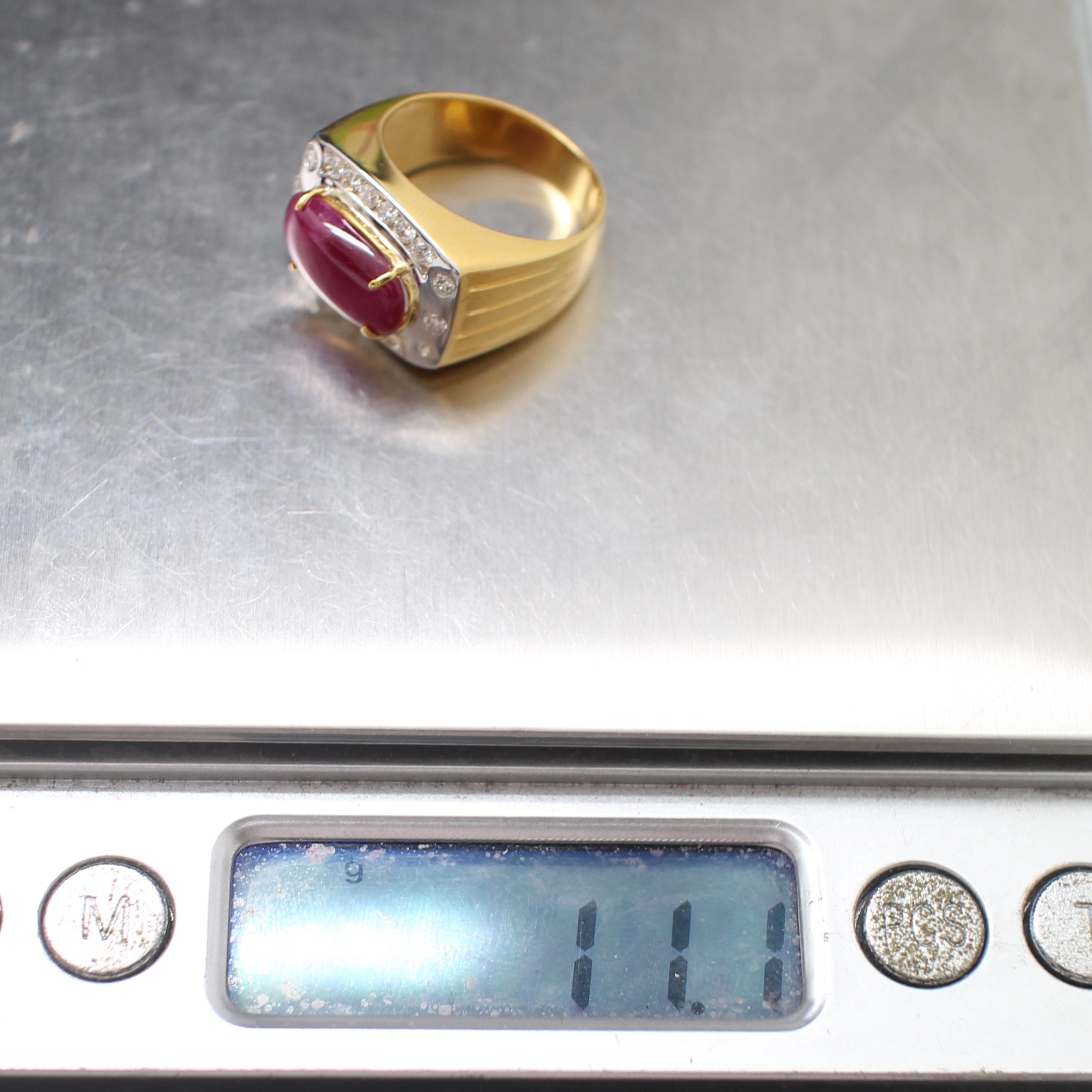 RG250149 แหวนทับทิมล้อมเพชร เพชรแท้ 18 เม็ด 0.75 กะรัต ทองแท้ 90% นน.รวม 11.1 กรัม ขนาดแหวน 55