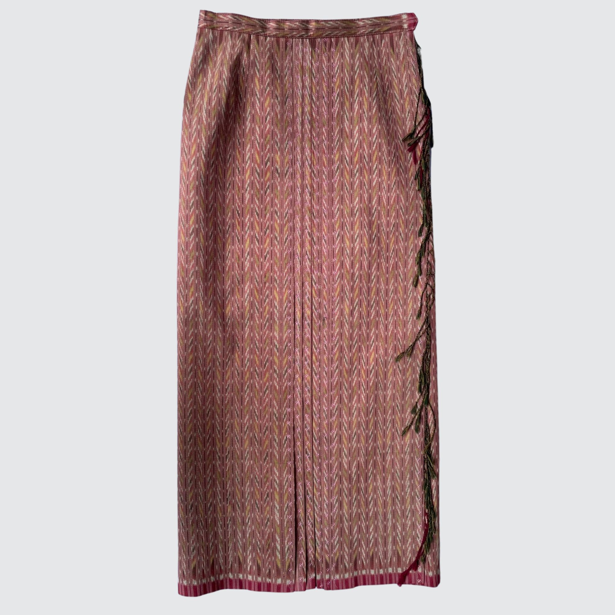 ผ้าถุงป้าย แบบเลื่อนตะขอตามไซส์ ลายโฮล สีน้ำตาล รหัส WM-PTS-1009681414