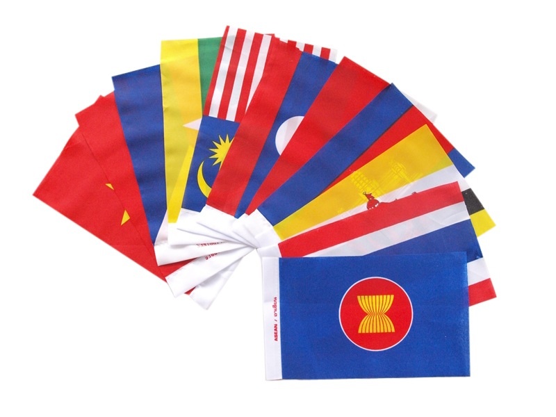 Asian-Flag ชุดธงชาติอาเซี่ยนแบบผ้า ขนาด60x90 cm. ประกอบด้วยธงผ้า 10 ประเทศและธงสัญลักษณ์อาเซียนขนาด 60x90 cm. รวม 11 ชุดธงค่ะ ส่งฟรี