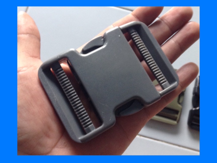 ตัวล็อคก้ามปู ใหญ่ สำหรับสายขนาด 2 นิ้ว